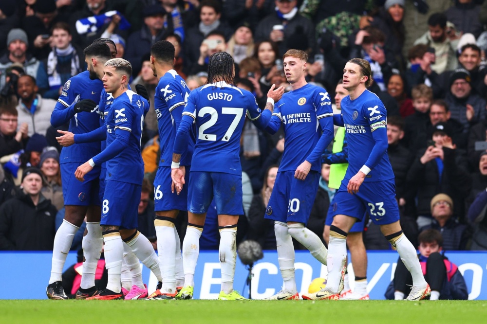 记者：国米失去邓弗里斯后右路失守；新援恩里克完全不合格