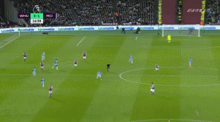 德天空：热刺将承担帕利尼亚的全部薪水，未来几天进行体检