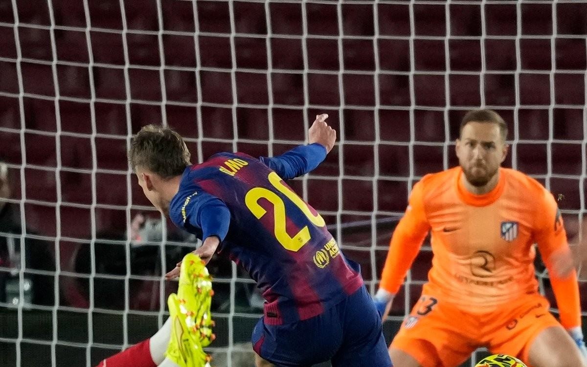 博主：申花在与日职联银靴拉唐谈判，国安有意铁人前锋姆本扎